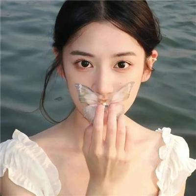 风中划船 海报